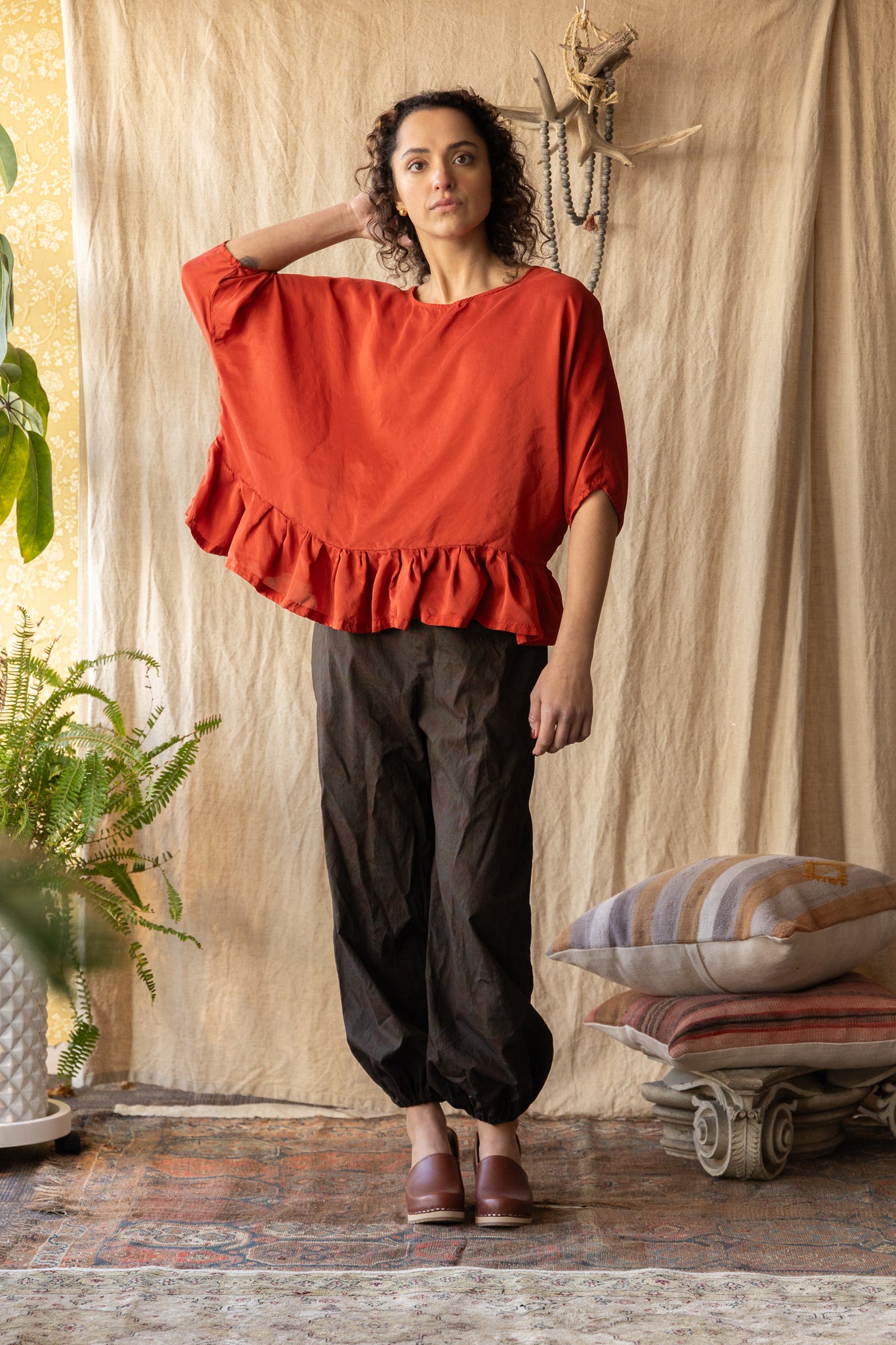GEORGIA  garment dyed silk knit.        lichen bittersweet               S/F